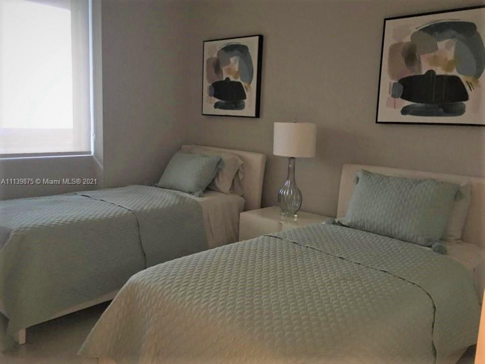 THE HARBOUR NORTH CONDO - Residential Lease