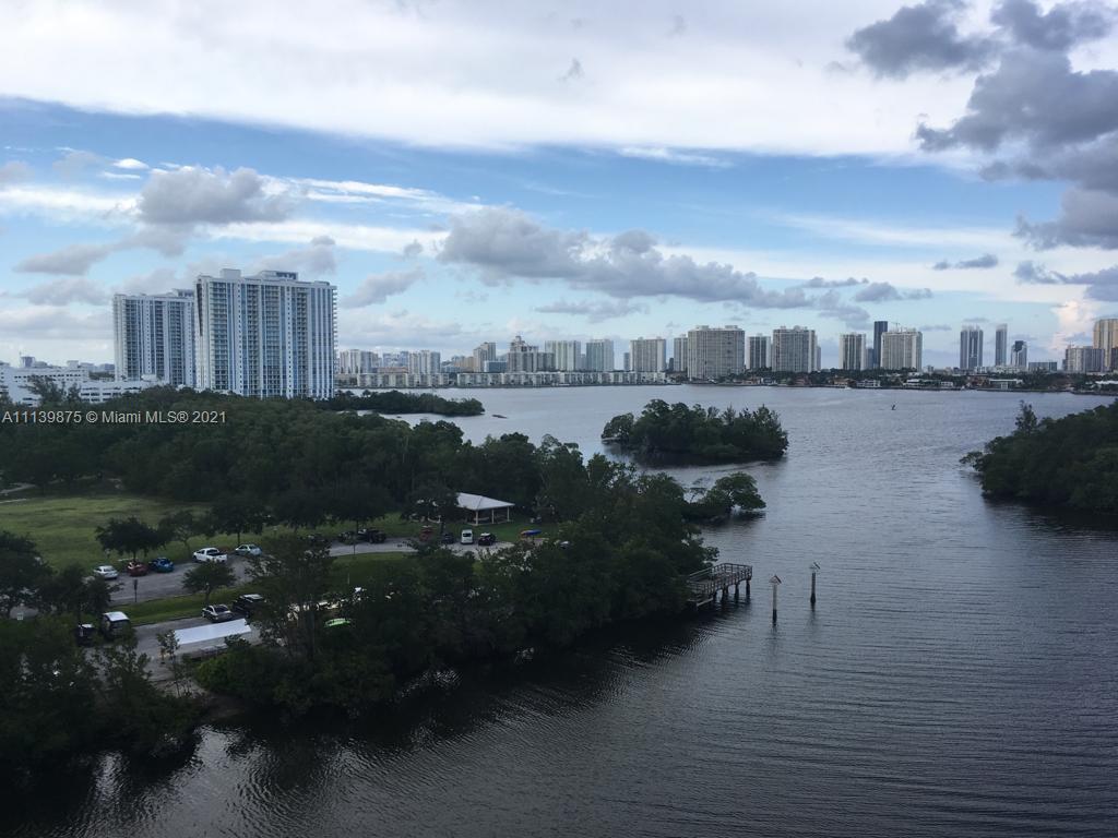 THE HARBOUR NORTH CONDO - Residential Lease