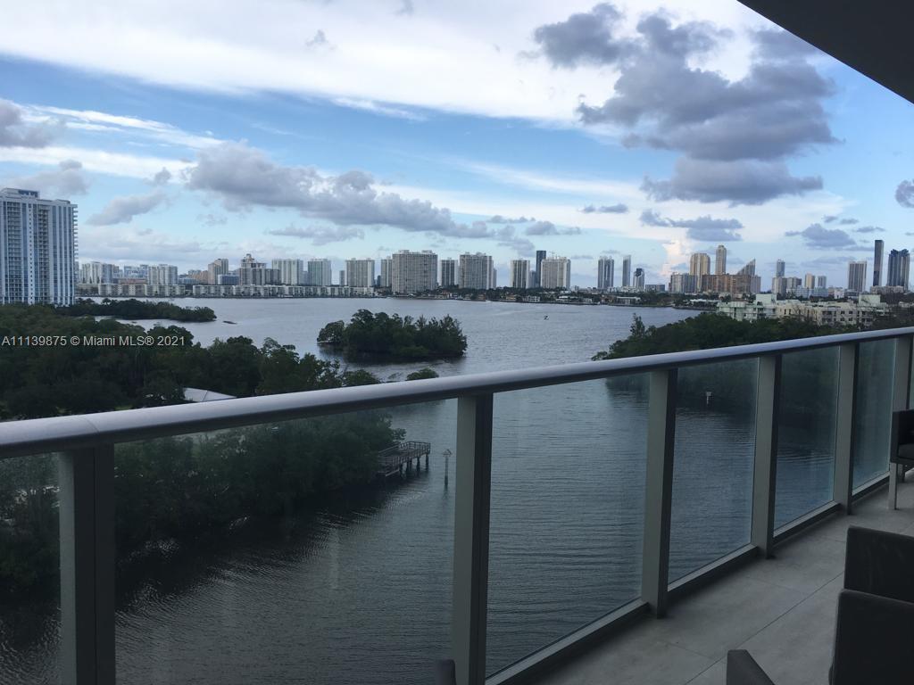 THE HARBOUR NORTH CONDO - Residential Lease