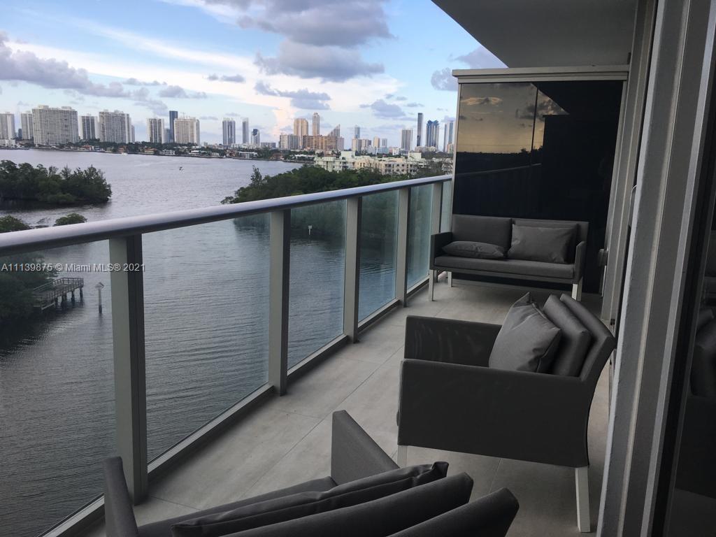 THE HARBOUR NORTH CONDO - Residential Lease