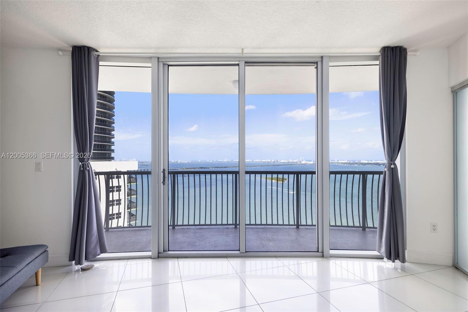 OPERA TOWER CONDO - Residential