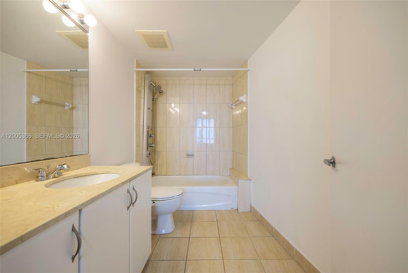 OPERA TOWER CONDO - Residential