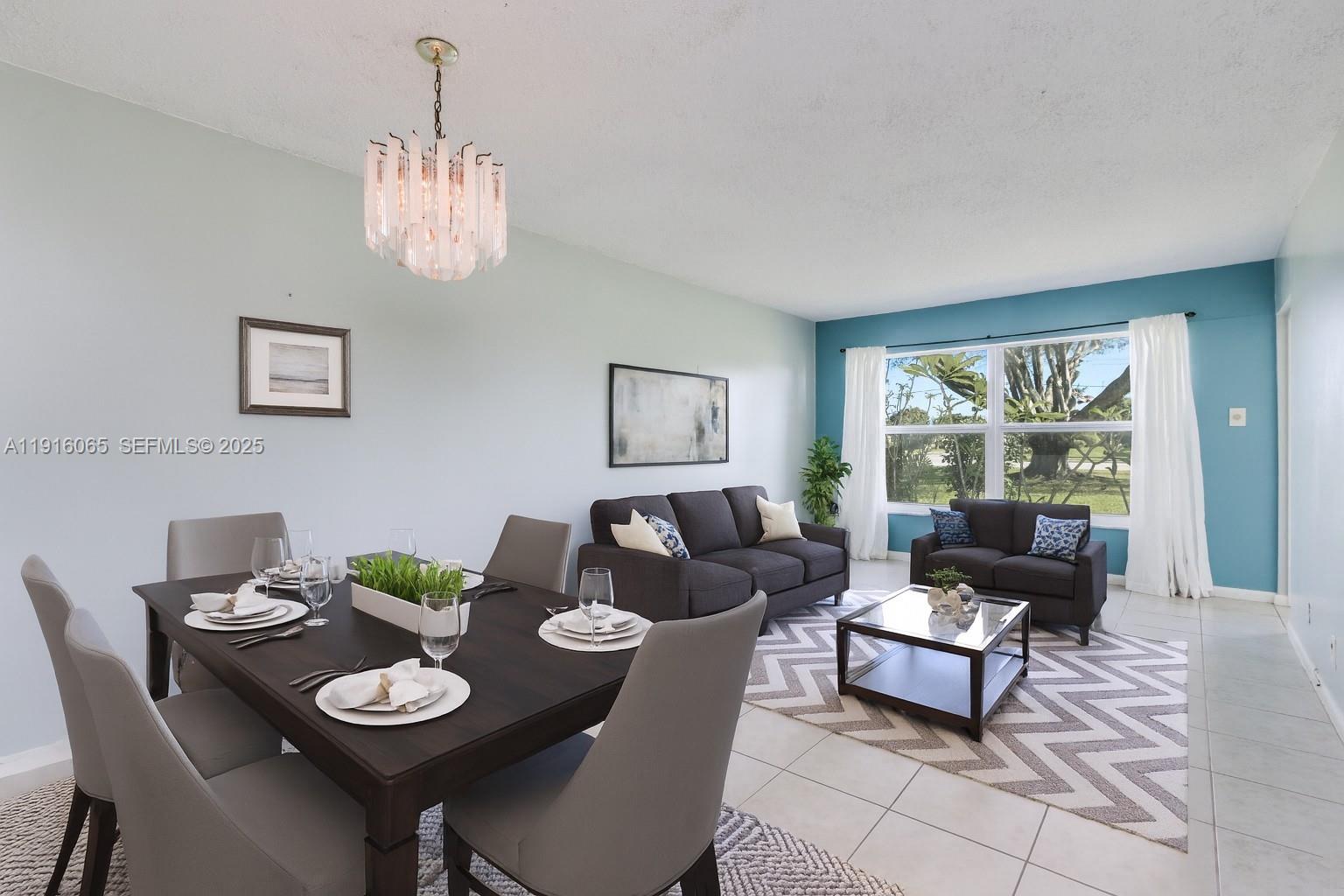 ORIOLE GOLF & TENNIS CLUB - Residential