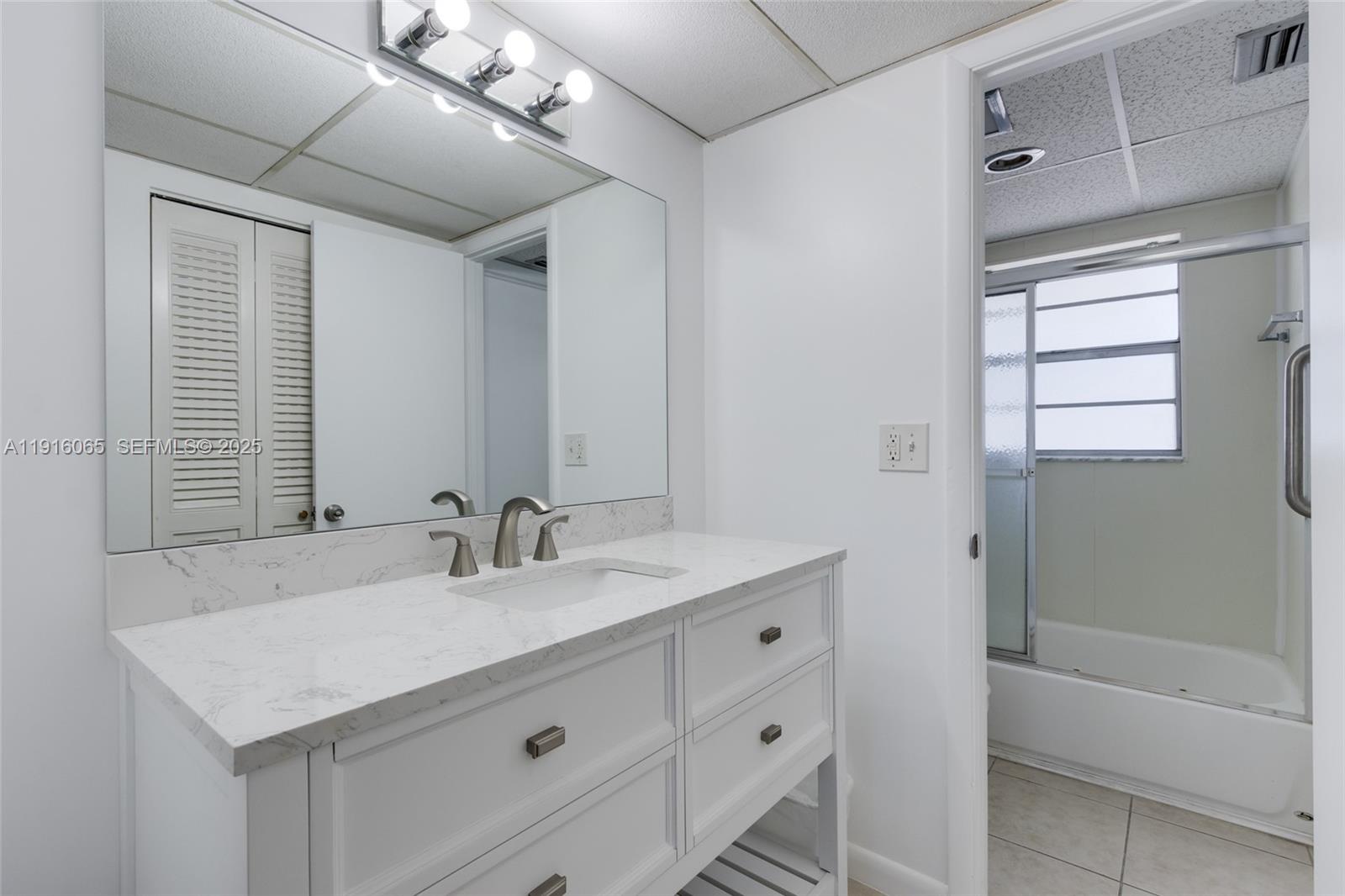 ORIOLE GOLF & TENNIS CLUB - Residential