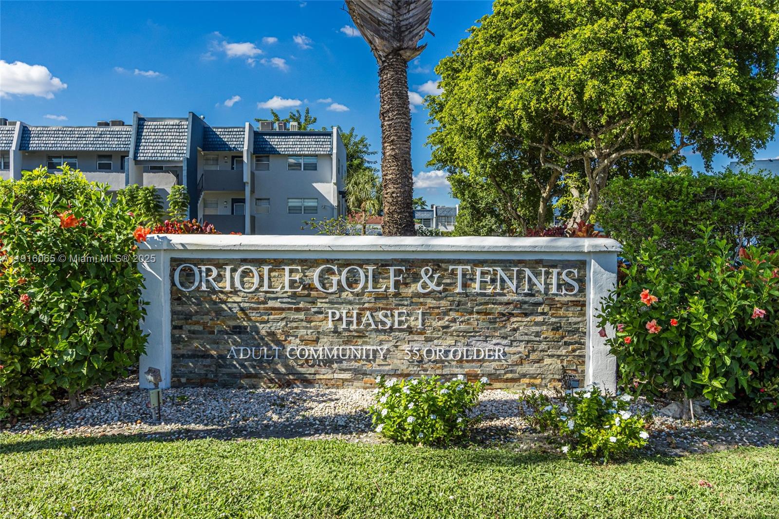 ORIOLE GOLF & TENNIS CLUB - Residential