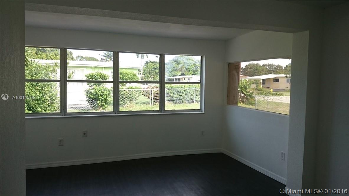 Browardale 1st Add 43-8 B - Residential