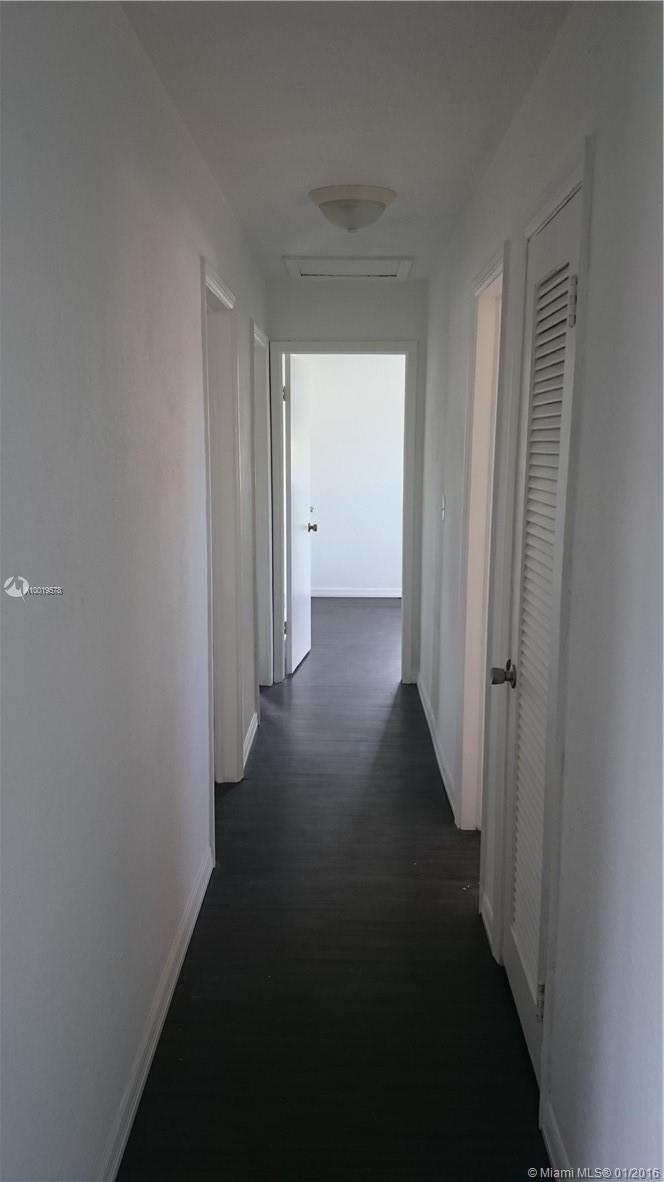 Browardale 1st Add 43-8 B - Residential