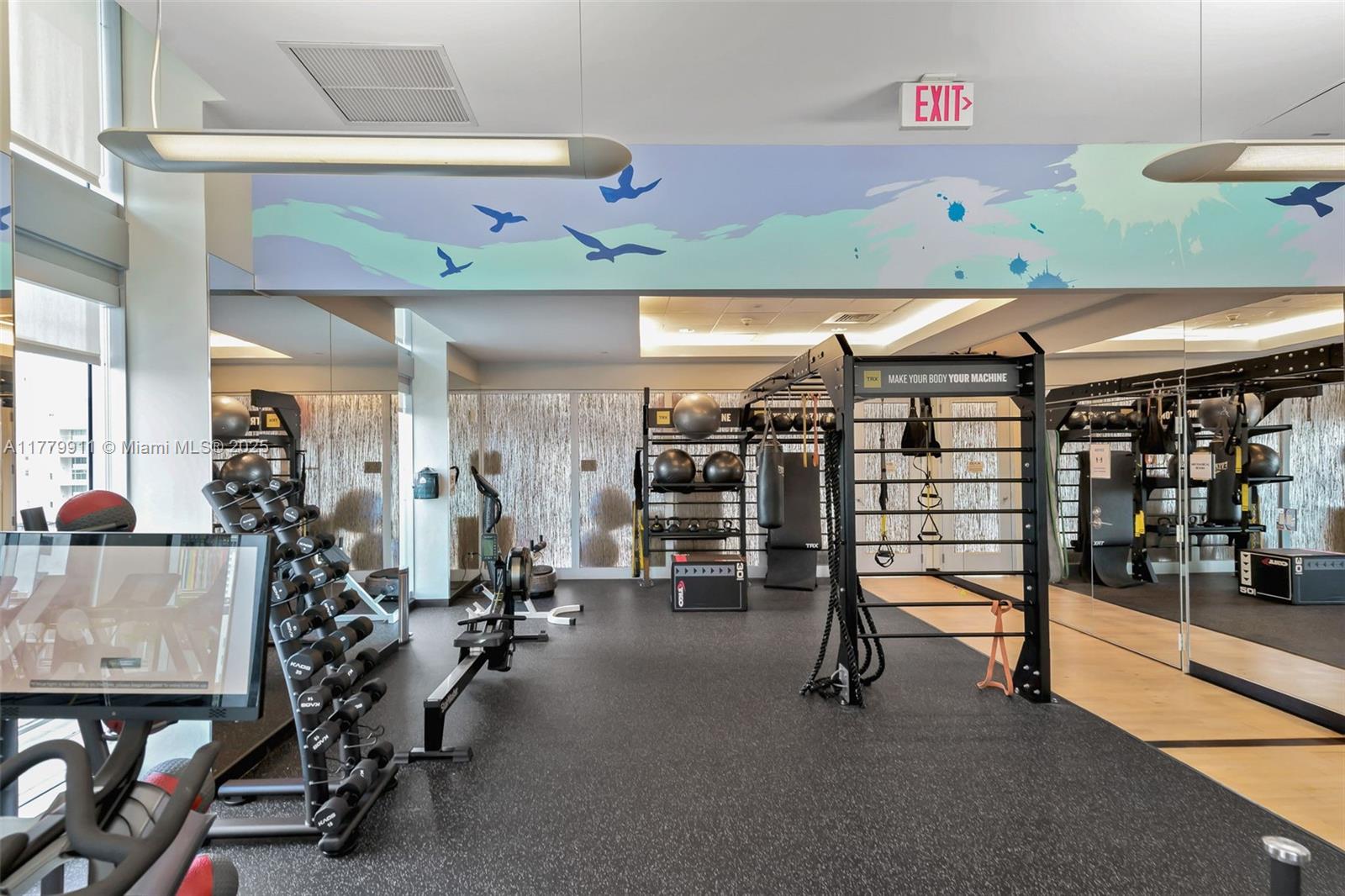 THE AXIS ON BRICKELL COND - Residential