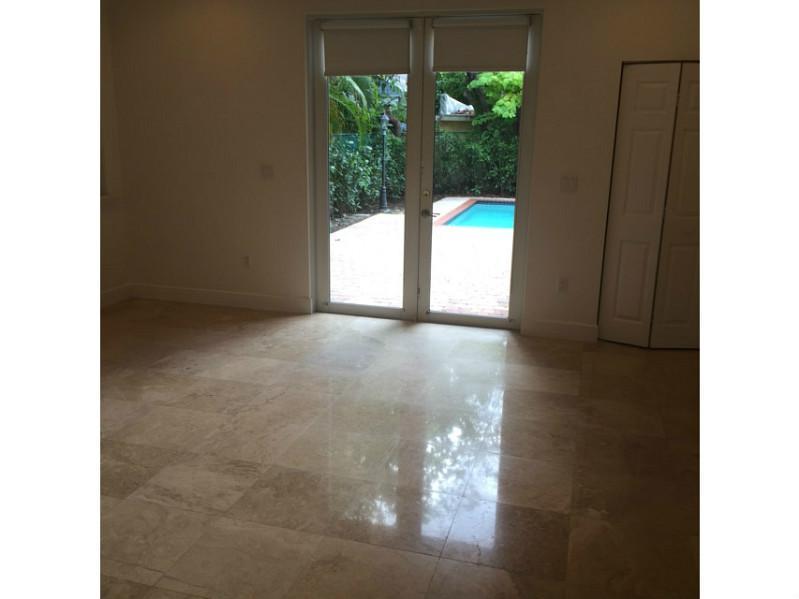 WOODSIDE SUB - Residential Lease