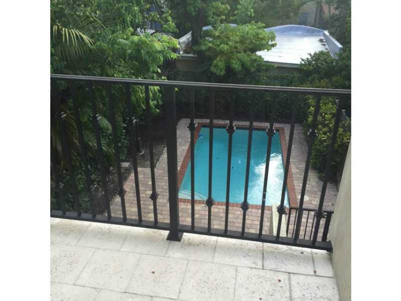 WOODSIDE SUB - Residential Lease