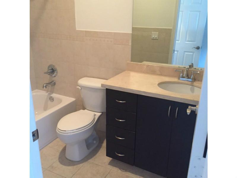 WOODSIDE SUB - Residential Lease