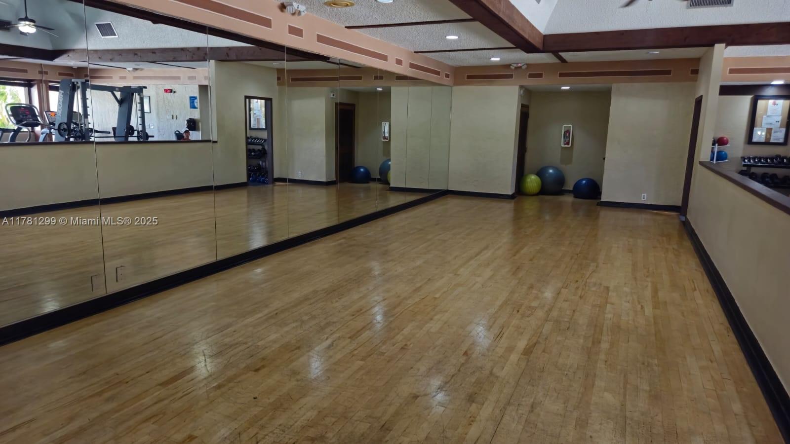 CROSSINGS VILLAGE HOMES C - Residential