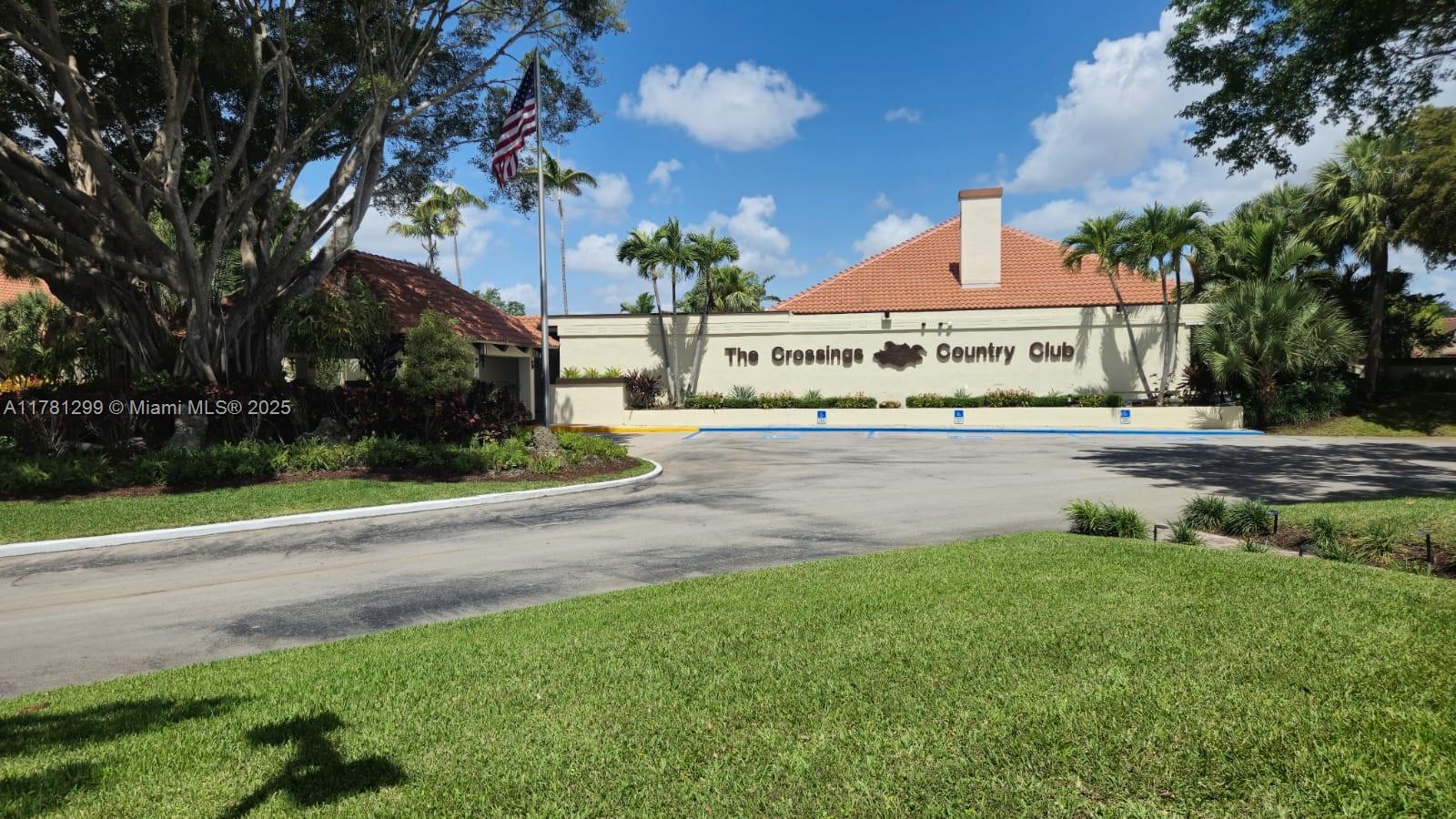 CROSSINGS VILLAGE HOMES C - Residential