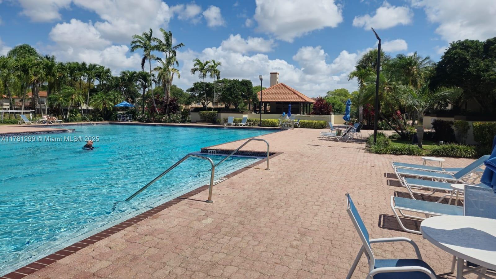 CROSSINGS VILLAGE HOMES C - Residential