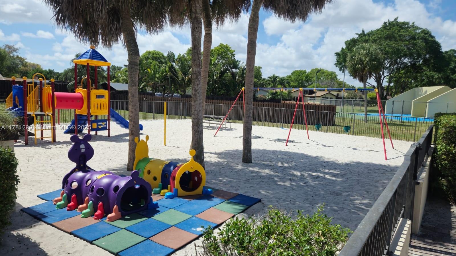 CROSSINGS VILLAGE HOMES C - Residential