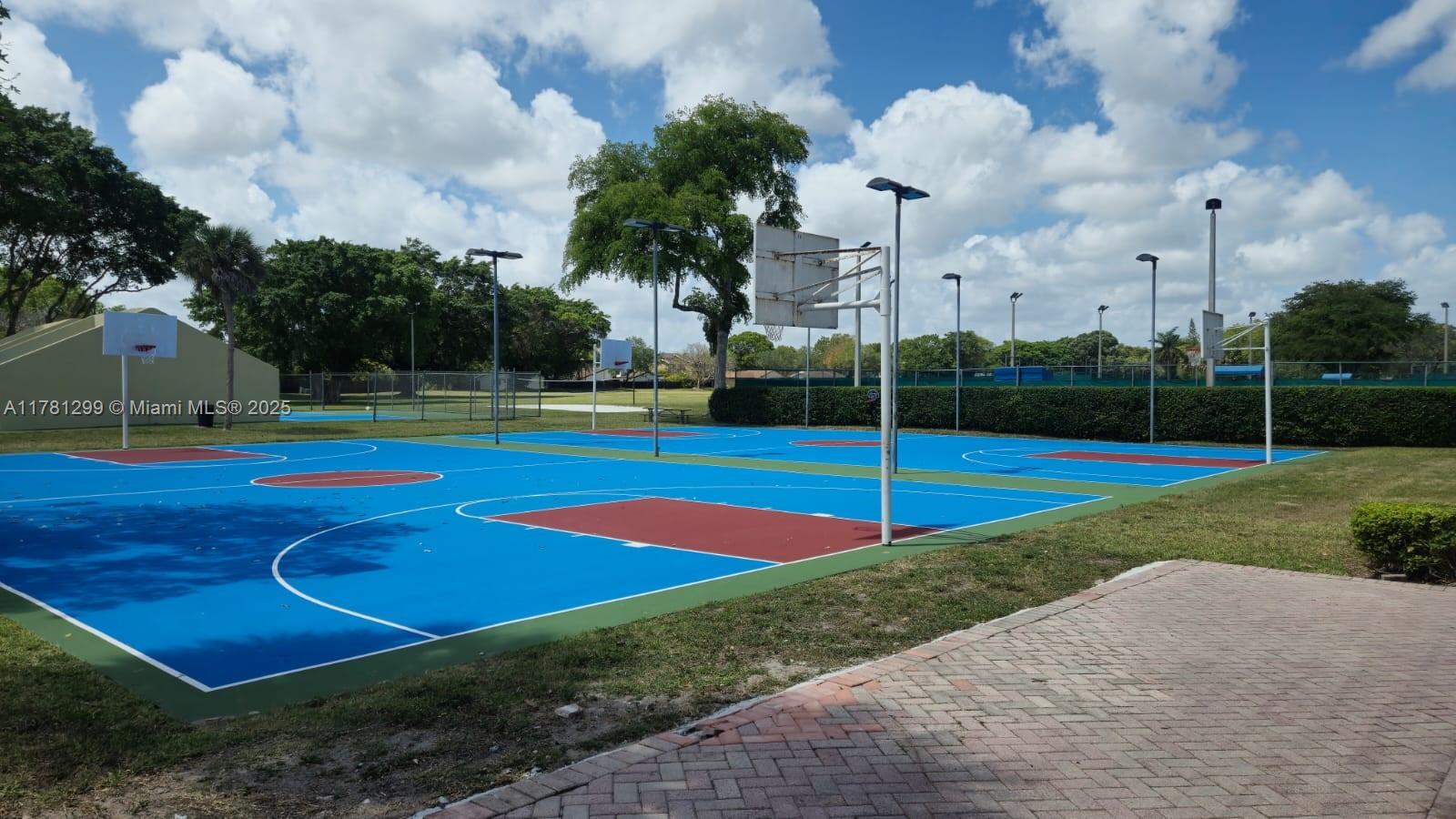 CROSSINGS VILLAGE HOMES C - Residential