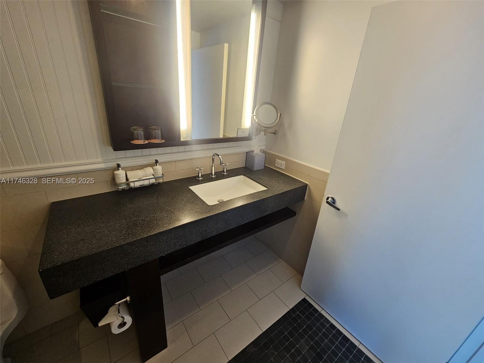 SOLE CONDO - Residential