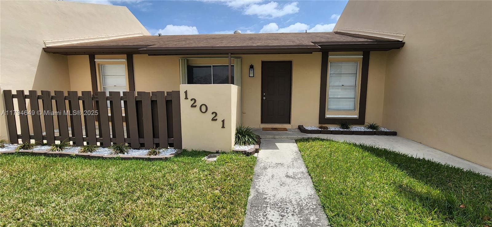 Property for Sale at 12021 Sw 110th St Cir E Cir, Miami, Broward County, Florida - Bedrooms: 2 
Bathrooms: 1  - $435,000