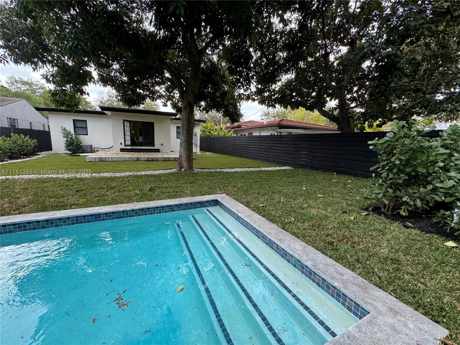 EL PORTAL - Residential