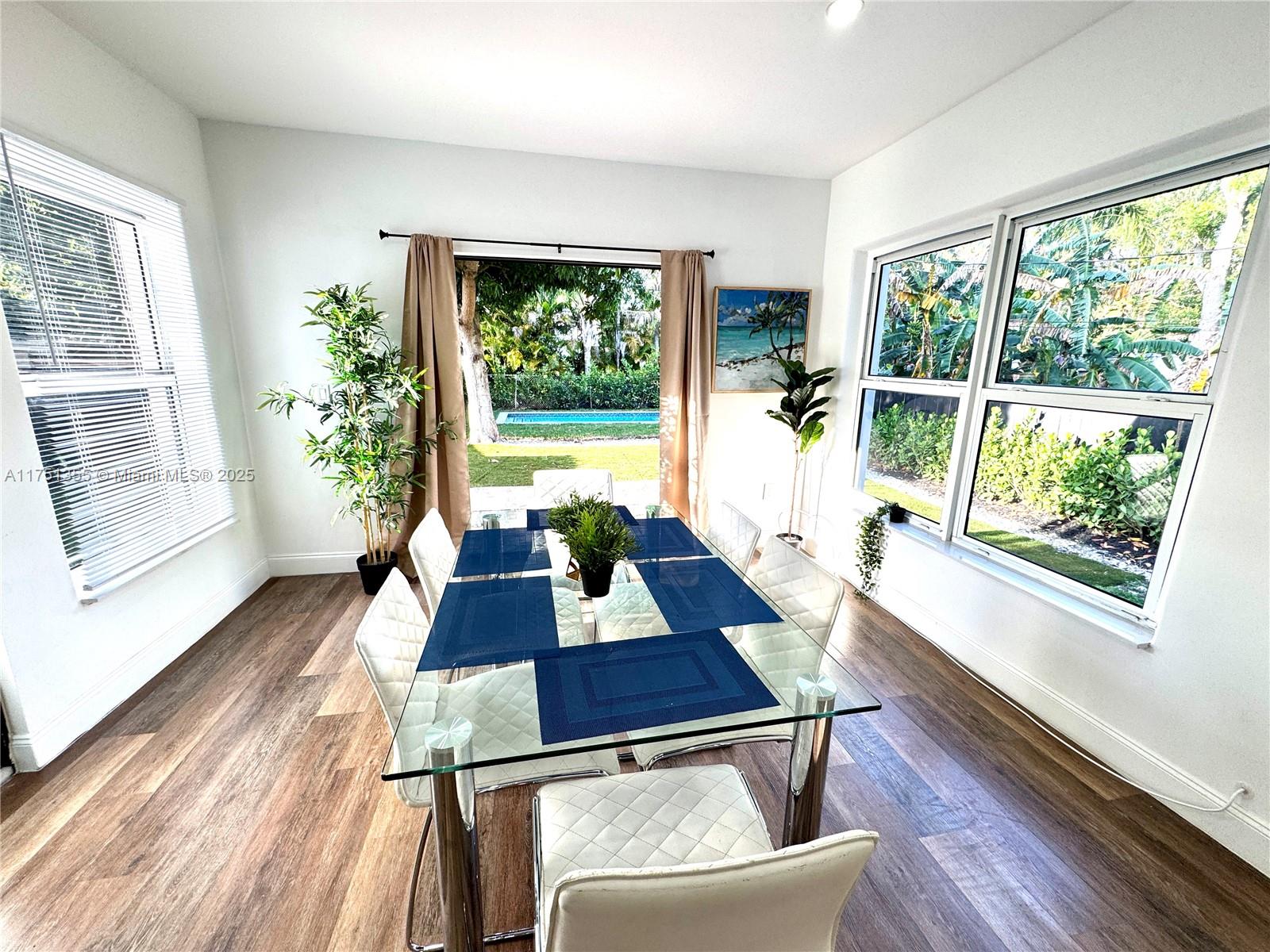 EL PORTAL - Residential