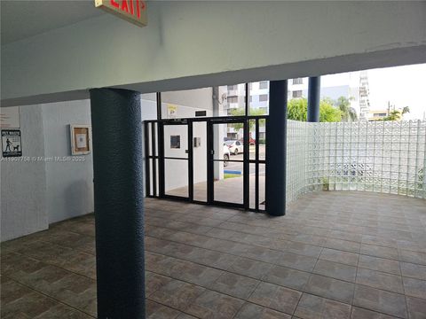 8261 NW 8th St 135 Miami FL 33126