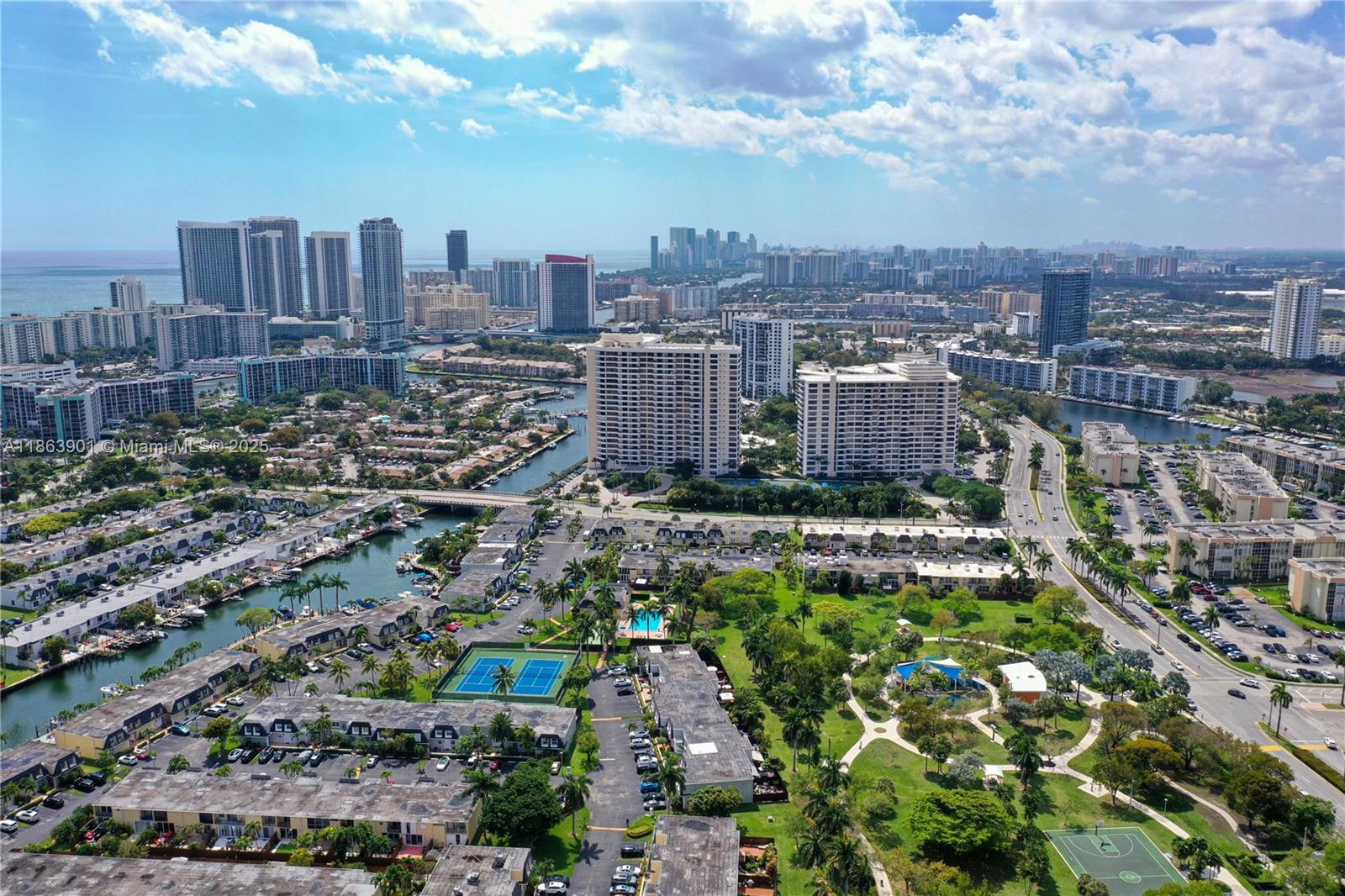 OLYMPUS CONDO PHASE - Residential