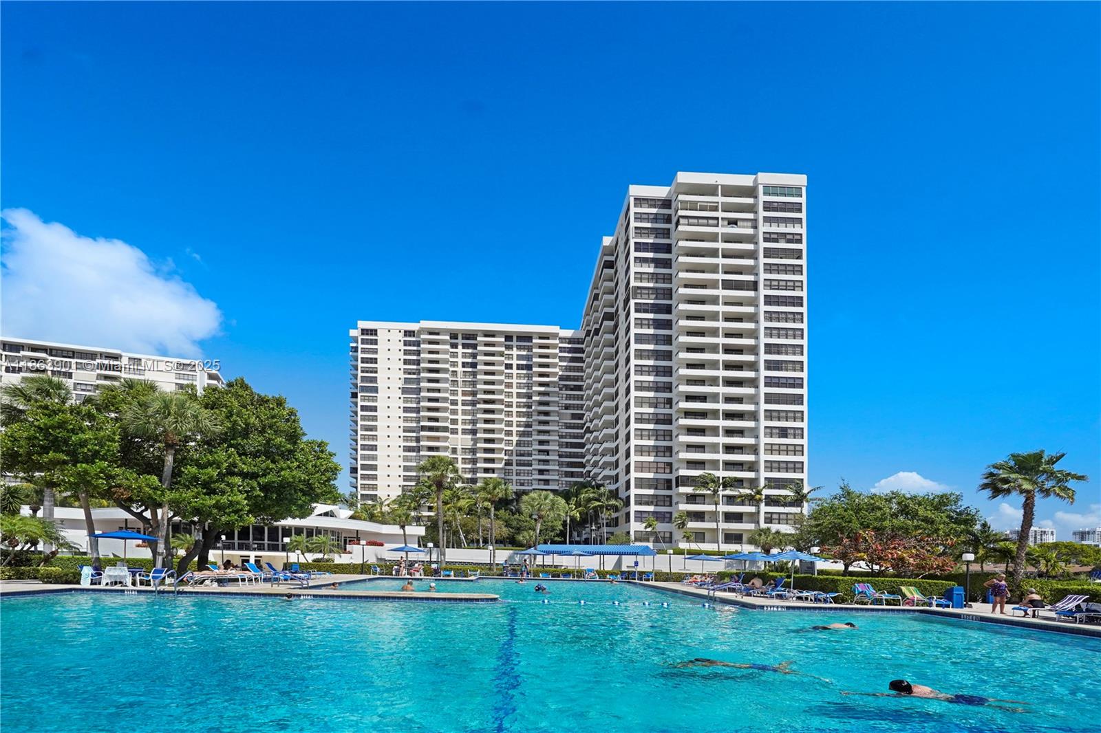 OLYMPUS CONDO PHASE - Residential