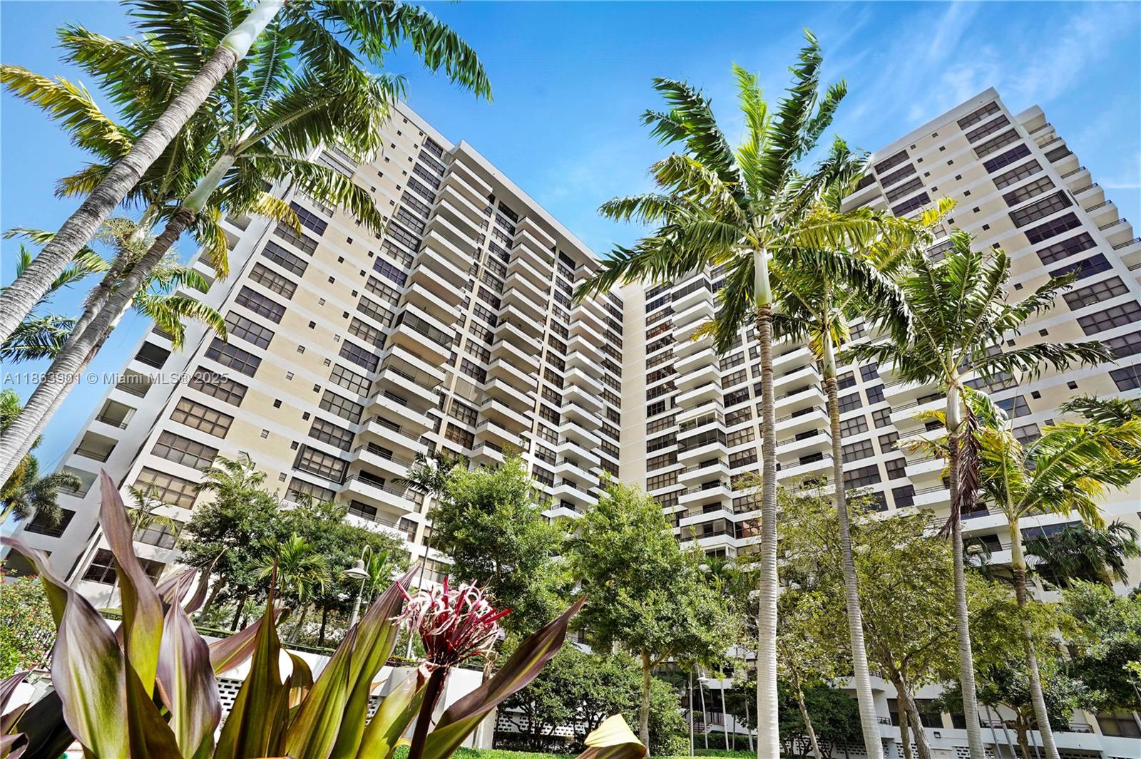 OLYMPUS CONDO PHASE - Residential