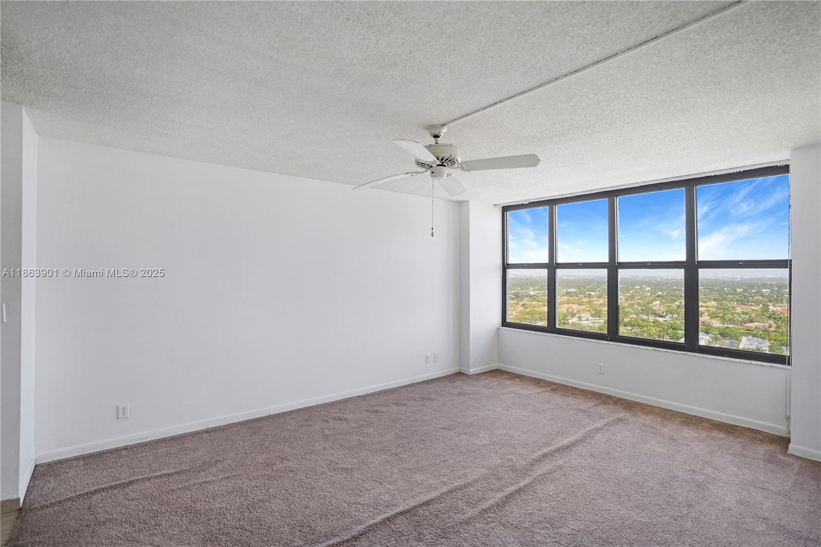 OLYMPUS CONDO PHASE - Residential