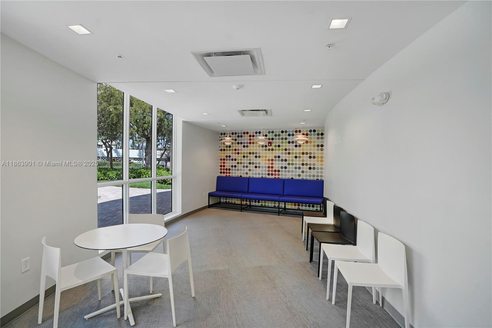 OLYMPUS CONDO PHASE - Residential