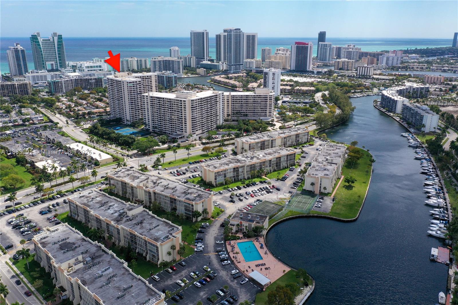 OLYMPUS CONDO PHASE - Residential