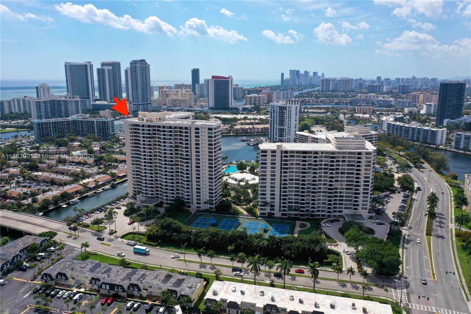 OLYMPUS CONDO PHASE - Residential