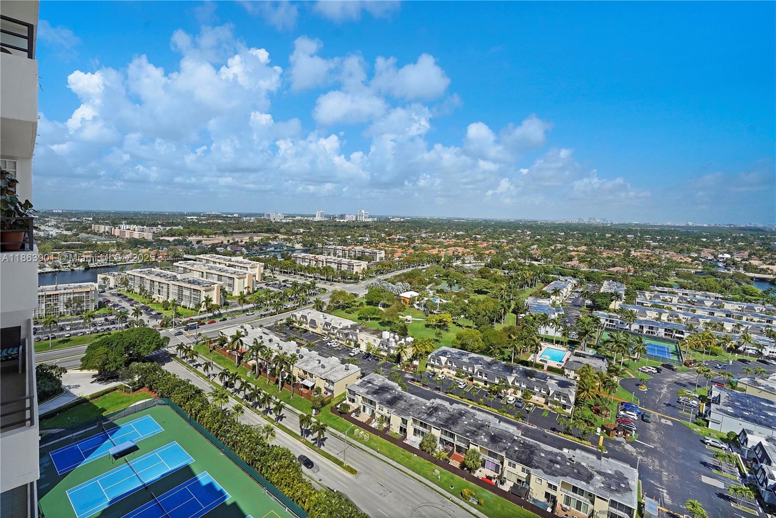 OLYMPUS CONDO PHASE - Residential