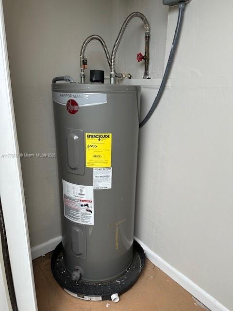 VILLA HOMES AT THE MOORS - Residential