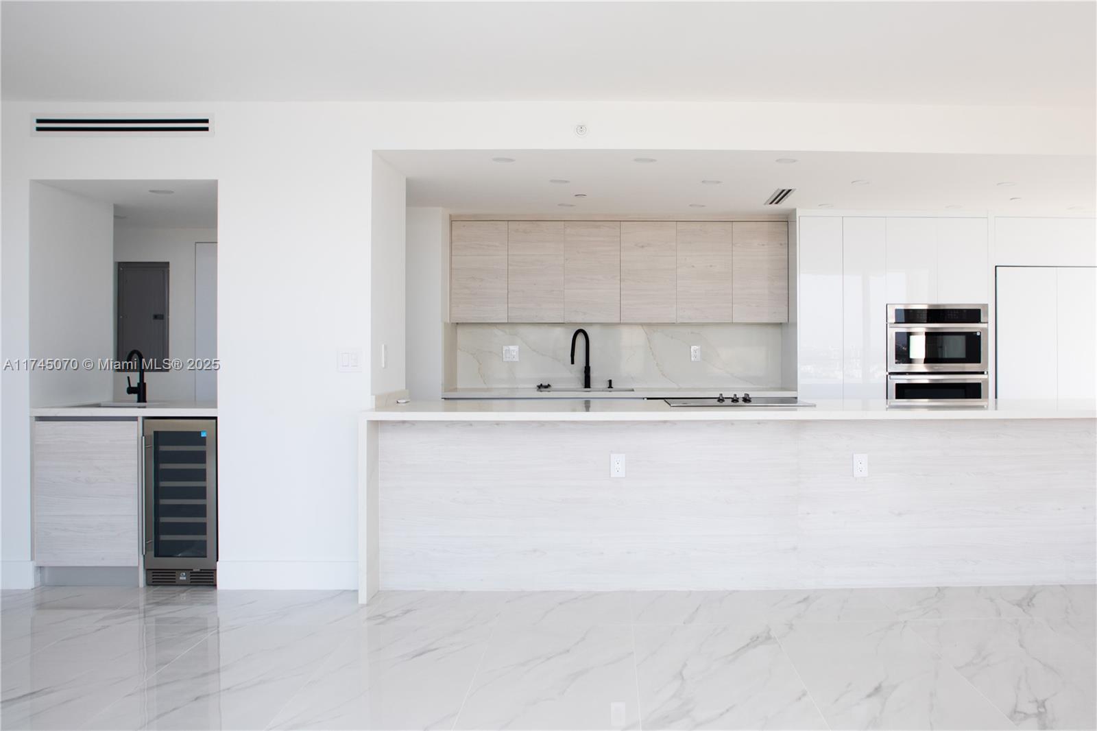 TURNBERRY ISLE CONDO - Residential