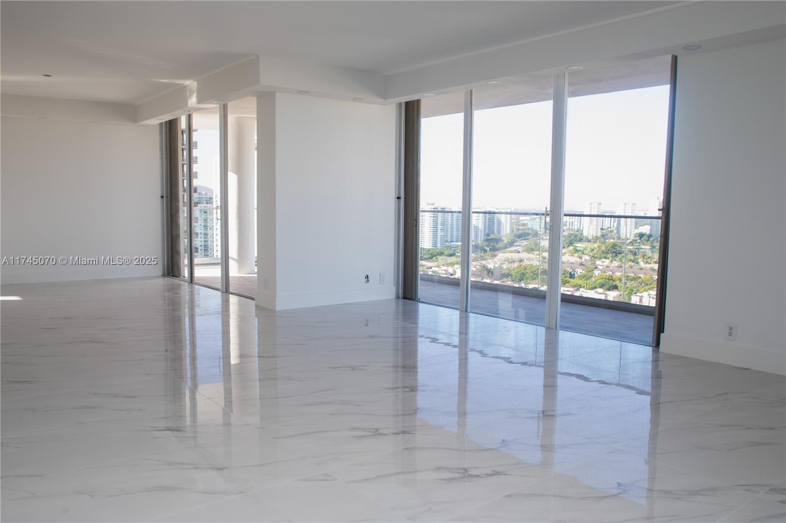 TURNBERRY ISLE CONDO - Residential