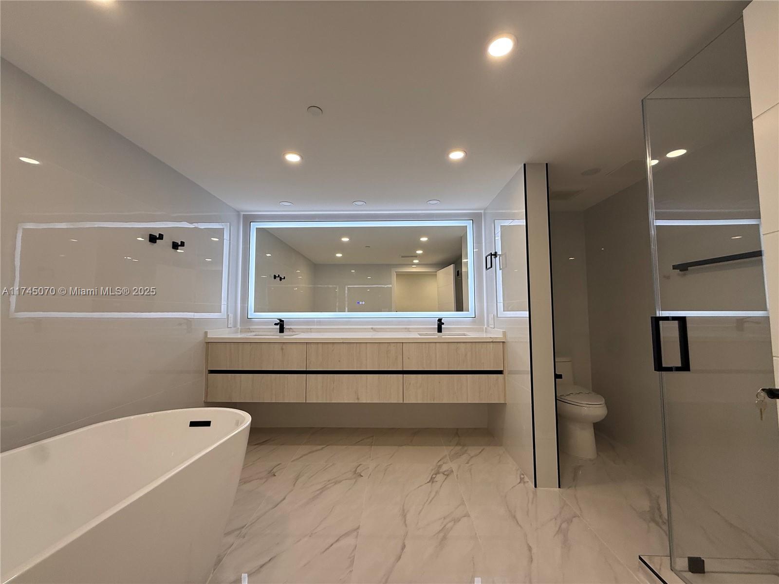 TURNBERRY ISLE CONDO - Residential