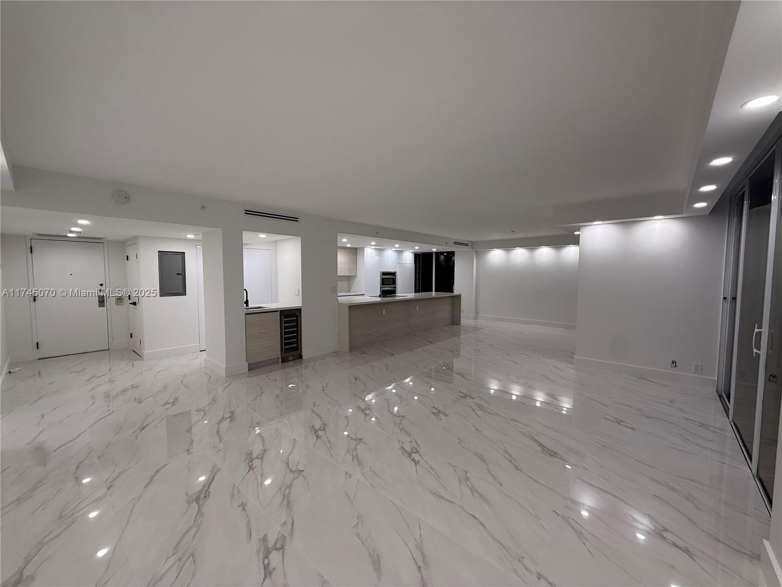 TURNBERRY ISLE CONDO - Residential
