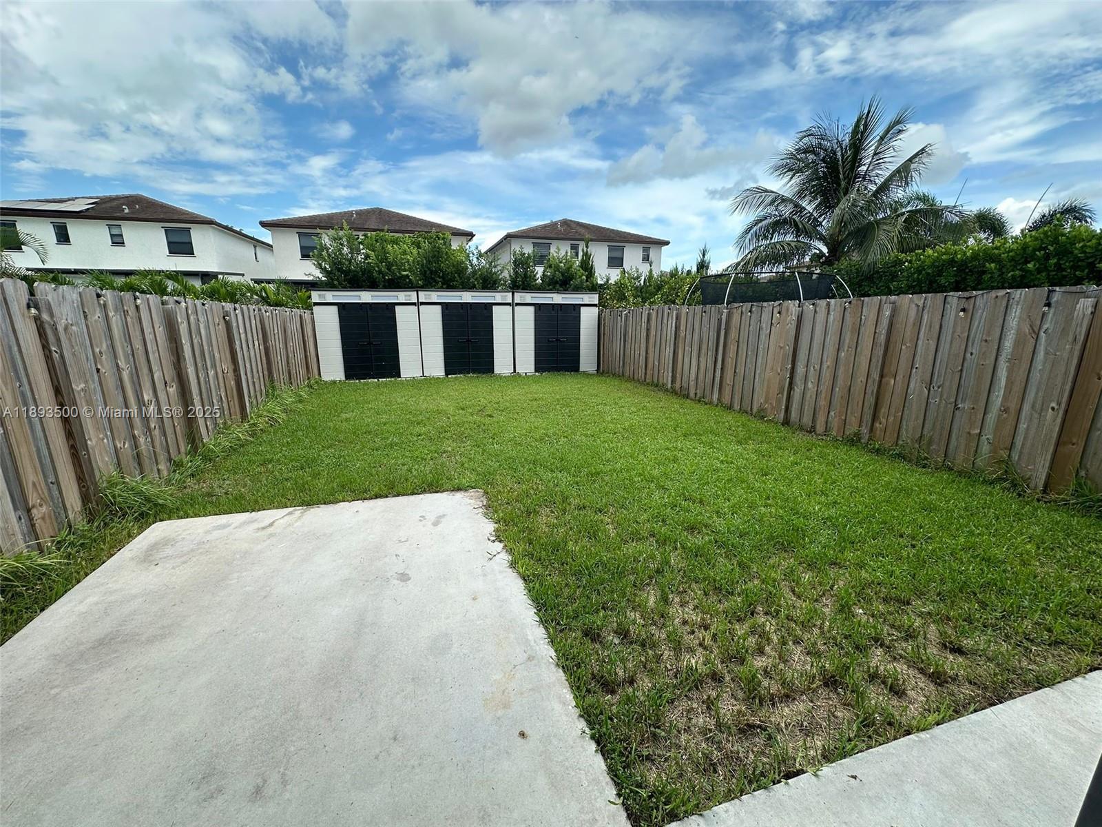 S ALLAPATTAH GARDENS - Residential