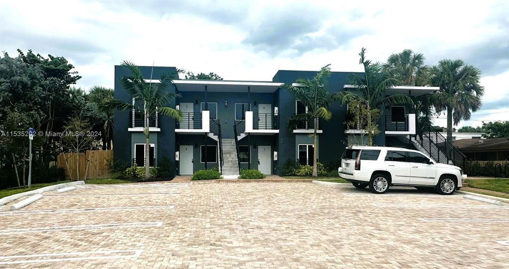 Photo of 541 SW 2 Court #1-6, Pompano Beach, FL 33060 (MLS # A11535202)