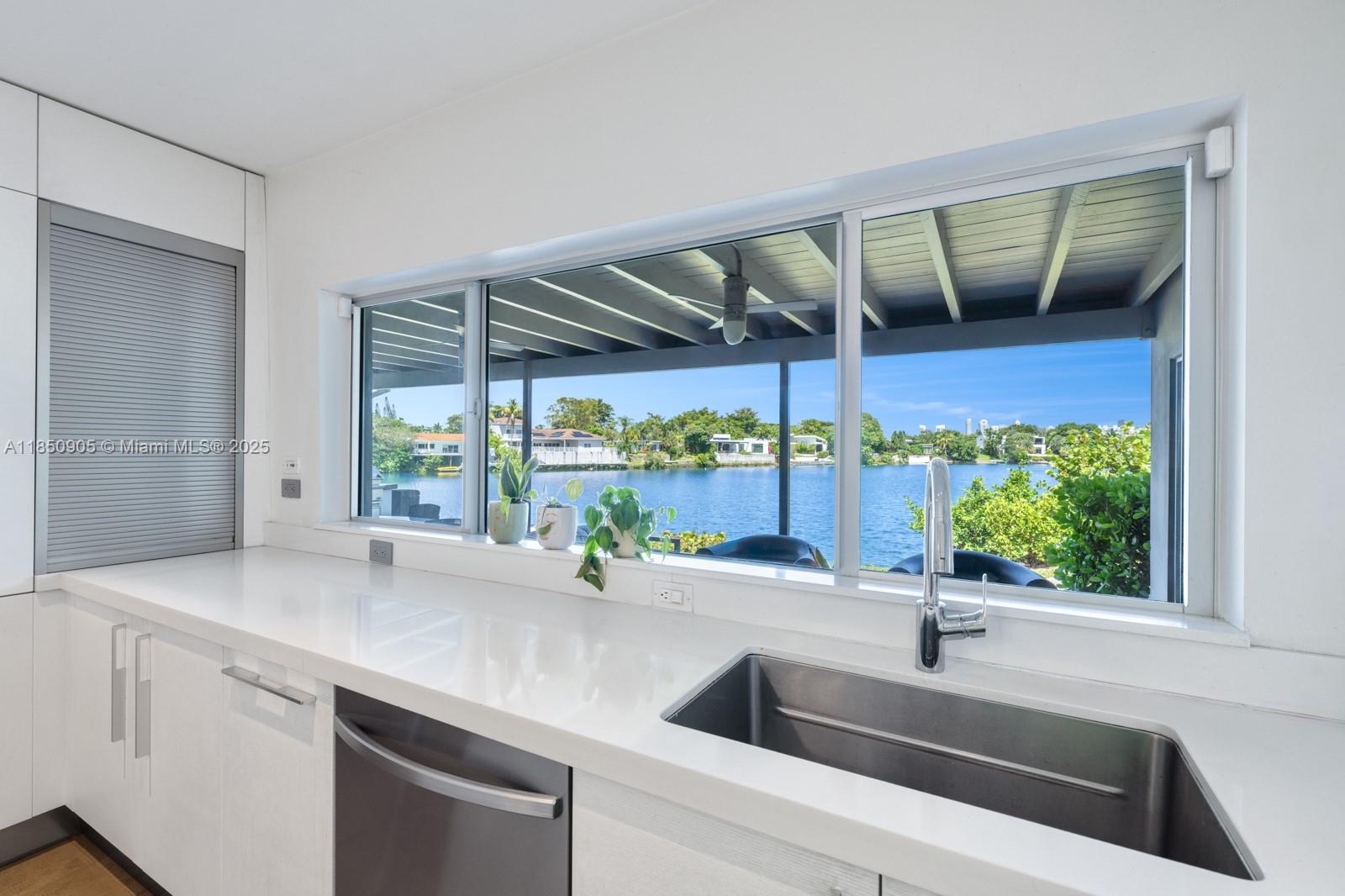 SKY LAKE - Residential