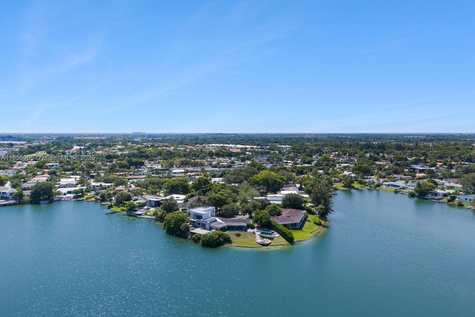 SKY LAKE - Residential