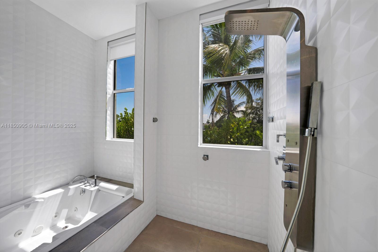 SKY LAKE - Residential