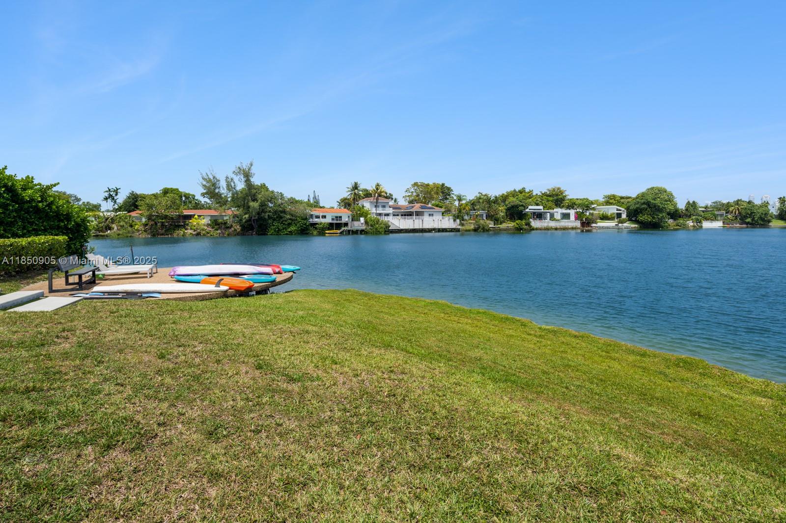 SKY LAKE - Residential