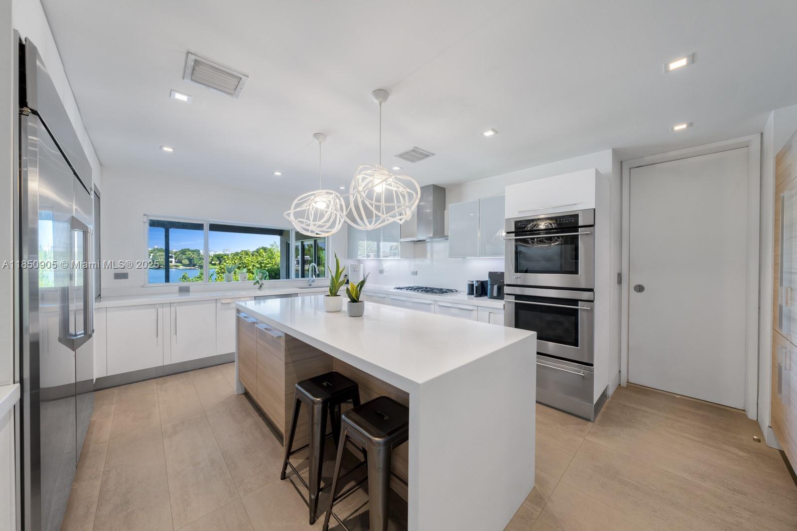 SKY LAKE - Residential