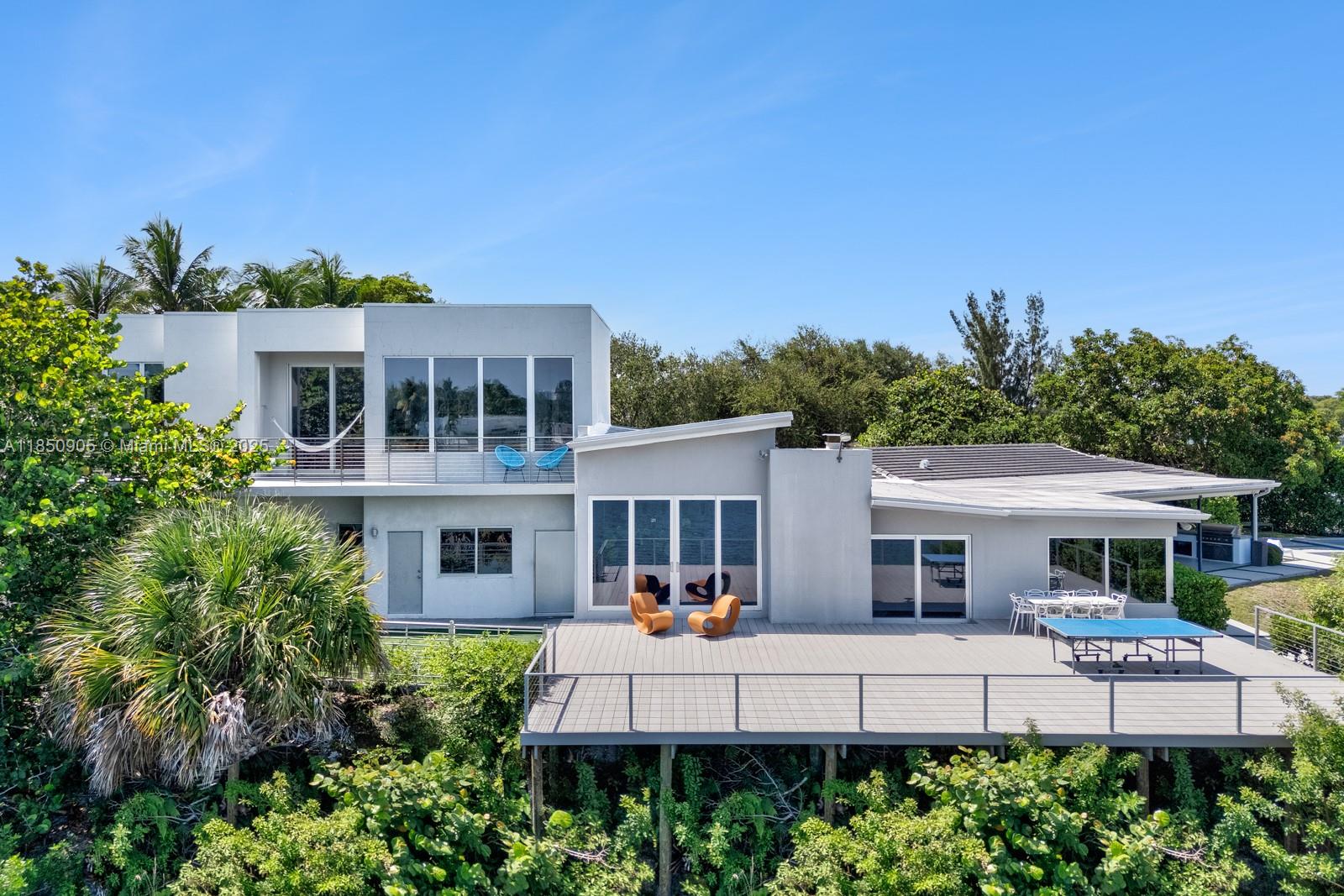 SKY LAKE - Residential