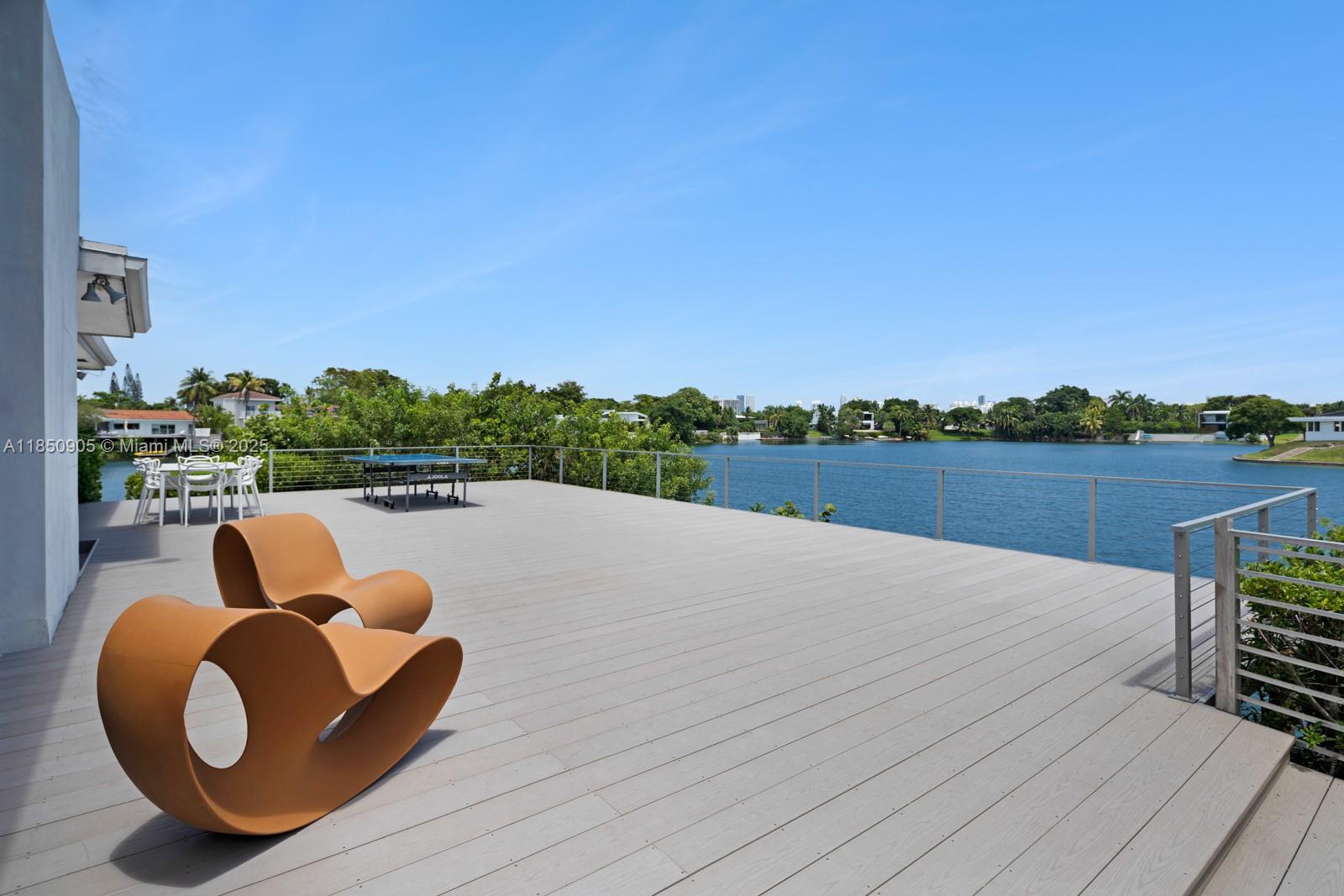 SKY LAKE - Residential