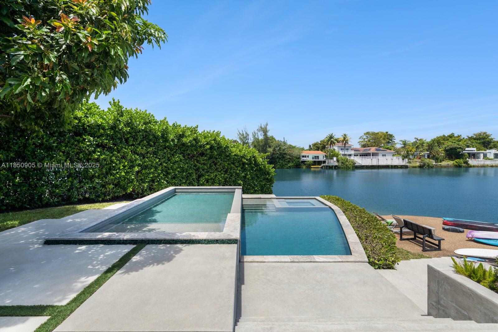 SKY LAKE - Residential