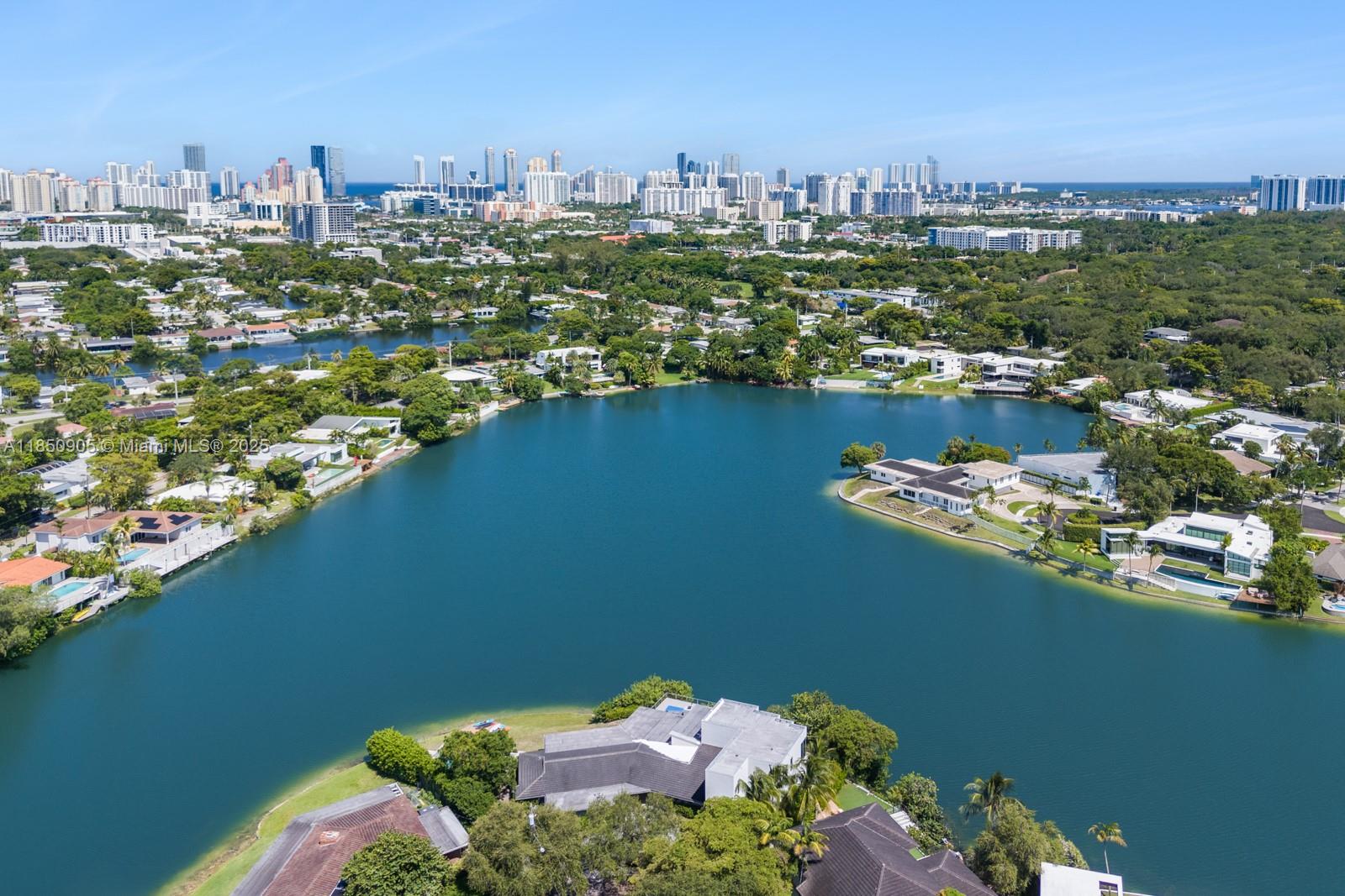 SKY LAKE - Residential