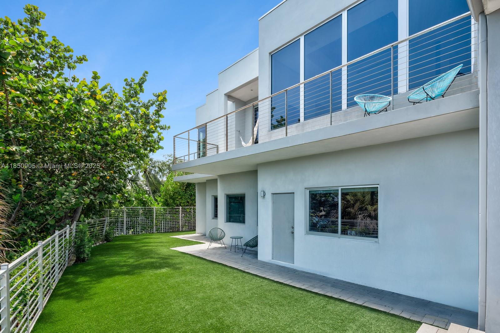 SKY LAKE - Residential